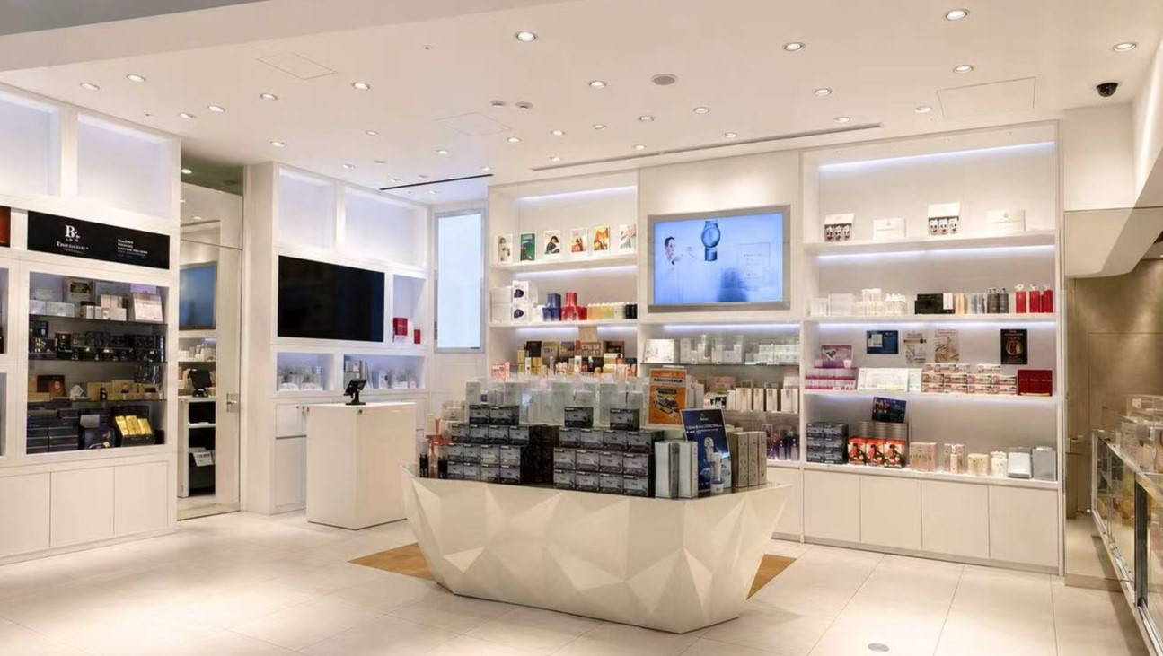 一&美 ロッテ免税店 銀座の店内をイメージした空間